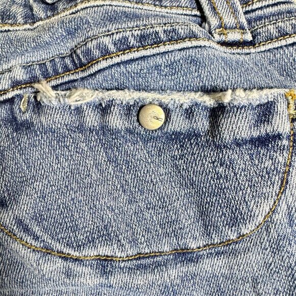 Vigoss Jeans Women’s Size 27 Bootcut Distressed Stretch Denim – Light Wash - Picture 6 of 16